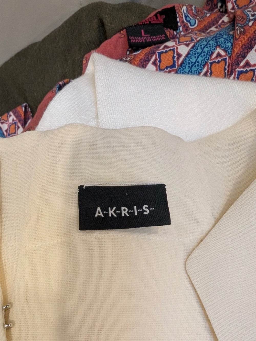 Akris Punto Wool Shawl Bolero Cream Ivory Size XS Luxury Designer - Picture 11 of 16